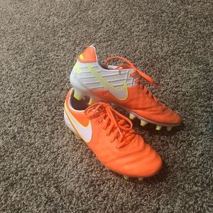 Women’s Nike Tiempo Soccer 7 orange